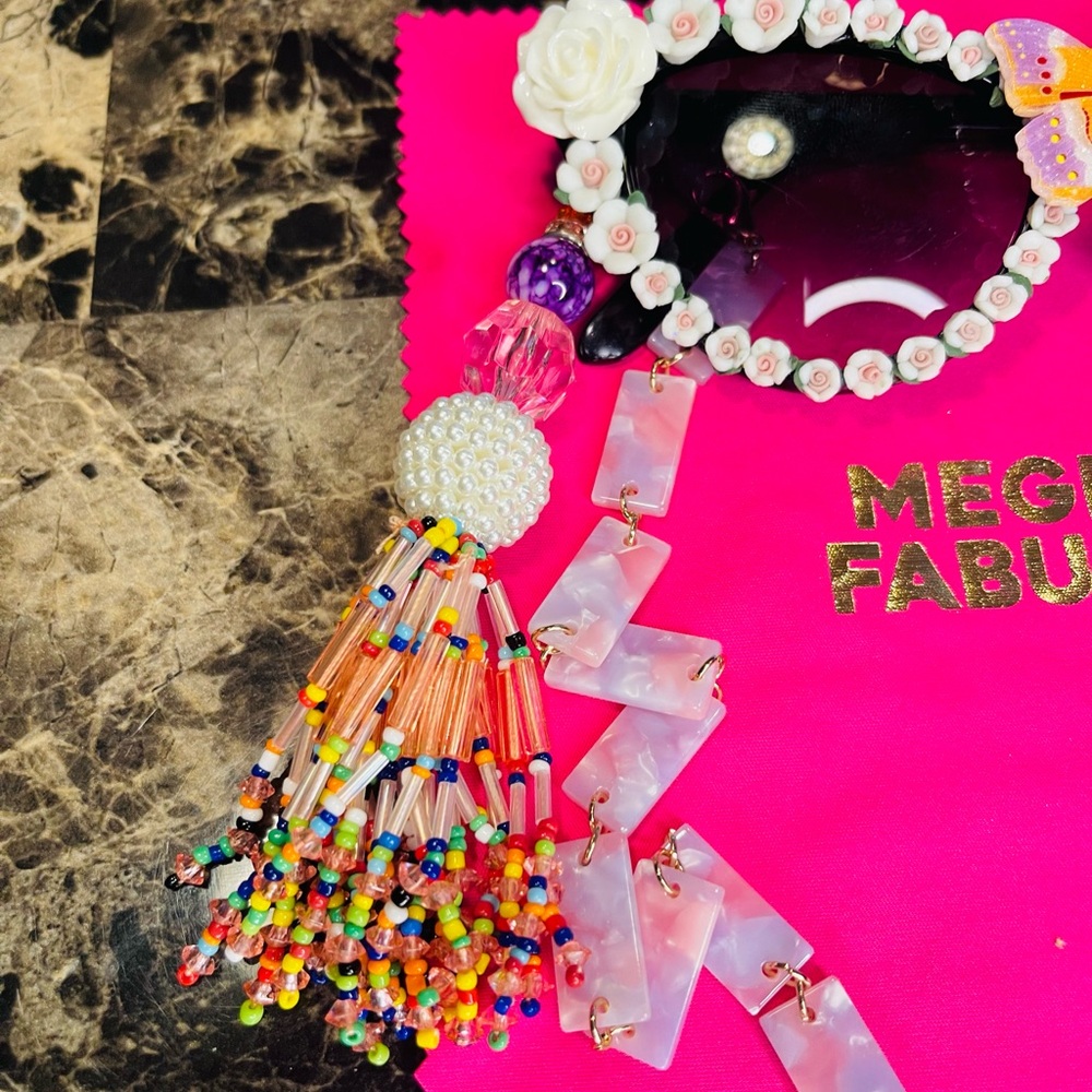 Meghan Fabulous Butterfly FUNGLASSES with Colorful Beaded Tassels - Picture 6 of 10